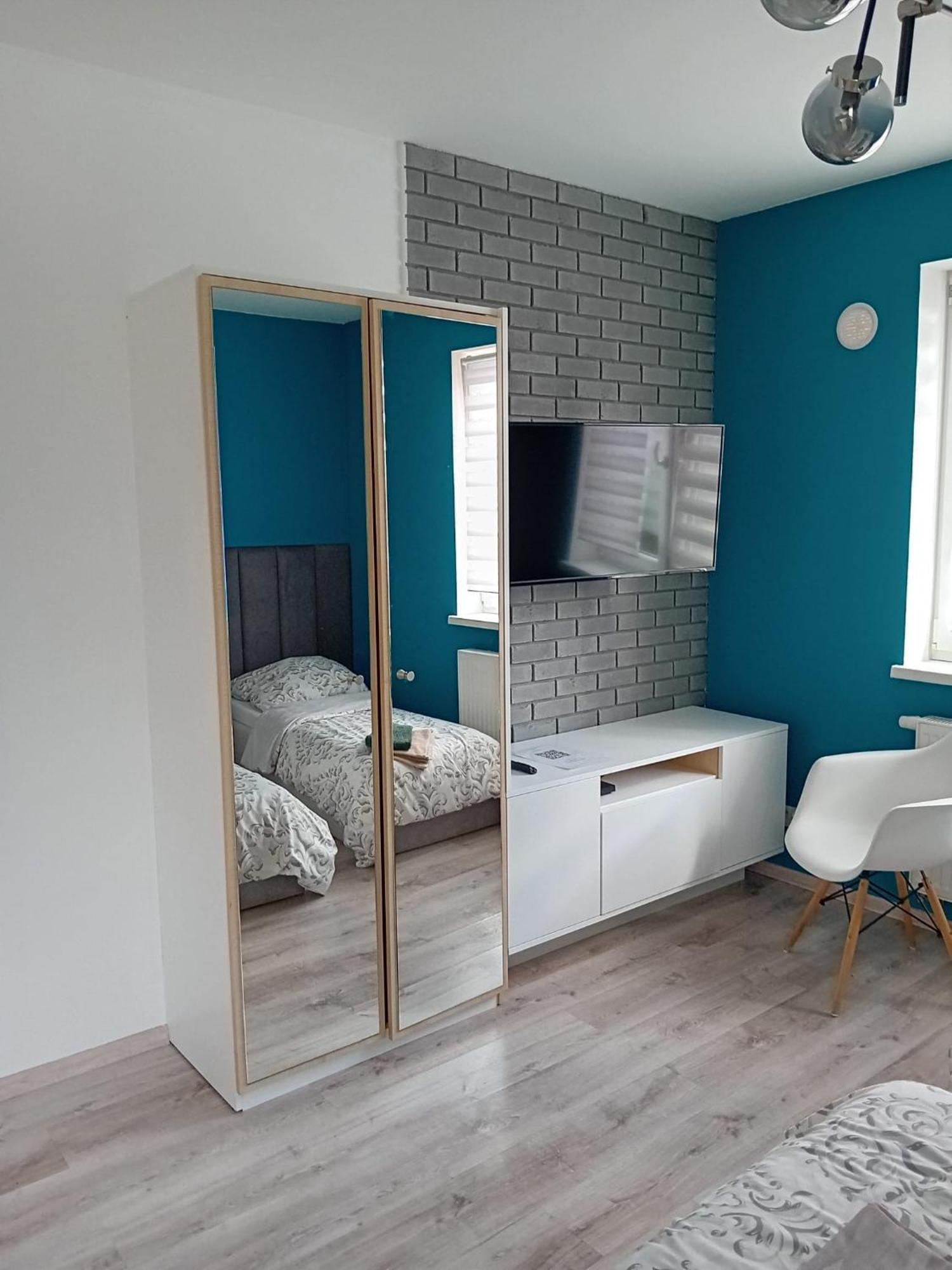 Apartament Z Lozem Malzenskim - Bezplatny Parking Poznaň Exteriér fotografie